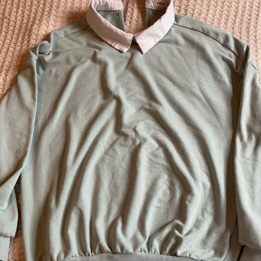 💞 Shein Green Collared Long Sleeve Shirt ♡